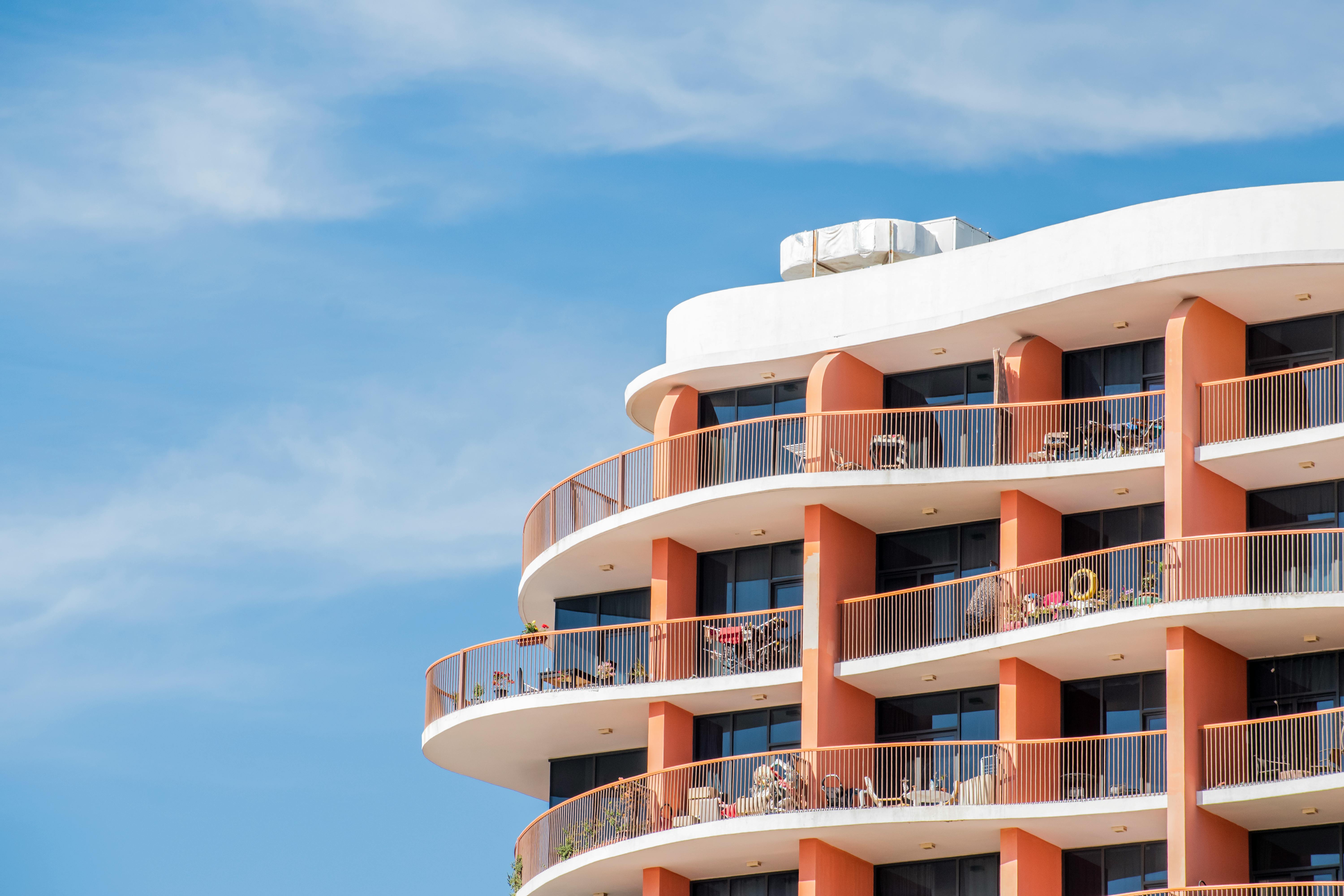 La Perla Building exterior